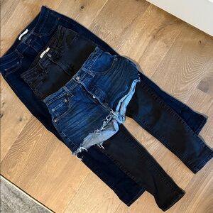 Levi’s women’s denim variety pack - W28 shorts and jeans